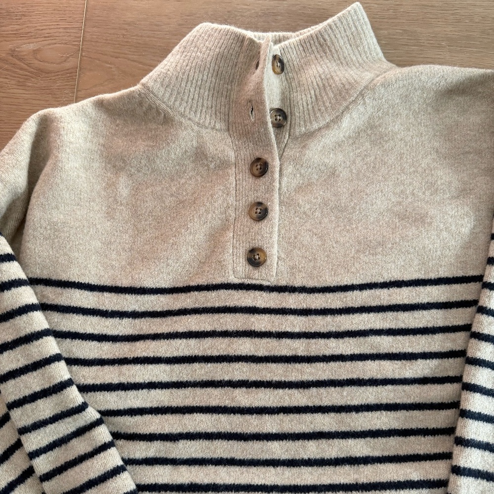 Zara sweater High Necklace Sweater